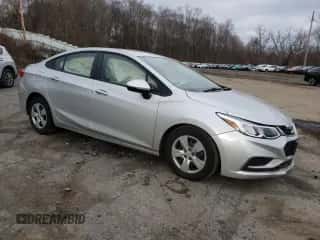 2016 Chevrolet Cruze LS z VIN 1G1BC5SM2G7252565, wystawiony jako Copart lot #73061662 z przebiegiem 67 661 mil mil oraz . Historia ofert i sprzedaży dostępna na DreamBid. Obrazek 4.