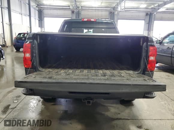 ✅ 2017 Chevrolet Silverado 1500 LT • VIN: 3GCUKREC4HG152339 • Лот: 68686014. Опубликован ранее на Copart с пробегом 119 762 миль. Бесплатный доступ к архиву аукционных продаж из США и подробный отчёт об истории автомобиля на DreamBid. Изображение 6.