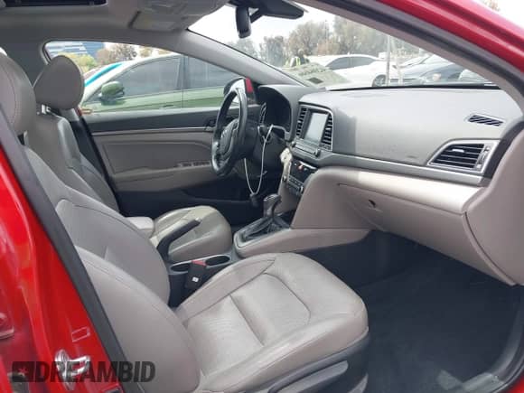 2017 Hyundai Elantra Limited с VIN KMHD84LF7HU116068, выставлен на аукционе IAAI как лот 42064666 с пробегом 88 165 миль миль и . История ставок и продаж доступна на DreamBid. Изображение 5.