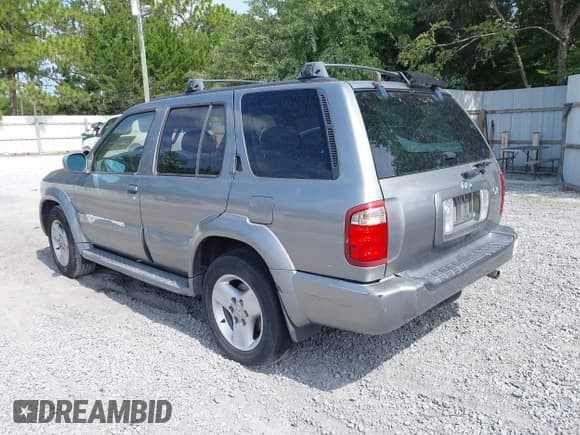 ✅ 2003 Infiniti QX4 Luxury • VIN: JNRDR09X93W251866 • Lot: 42715853. Listed on IAAI with 226,362 mi. Free auction sales archive from the USA and detailed vehicle history report at DreamBid. Image 3.
