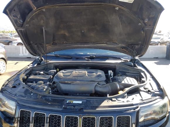 ✅ 2016 Jeep Grand Cherokee Overland • VIN: 1C4RJFCGXGC474630 • Лот: 43622442. Опубликован ранее на IAAI с пробегом Не указан. Бесплатный доступ к архиву аукционных продаж из США и подробный отчёт об истории автомобиля на DreamBid. Изображение 10.