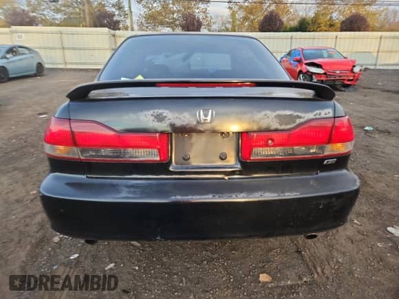 2001 Honda Accord EX z VIN 1HGCG16591A036378, wystawiony jako Copart lot #90289725 z przebiegiem Nie podano mil oraz Szkoda całkowita • Salvage title. Historia ofert i sprzedaży dostępna na DreamBid. Obrazek 6.