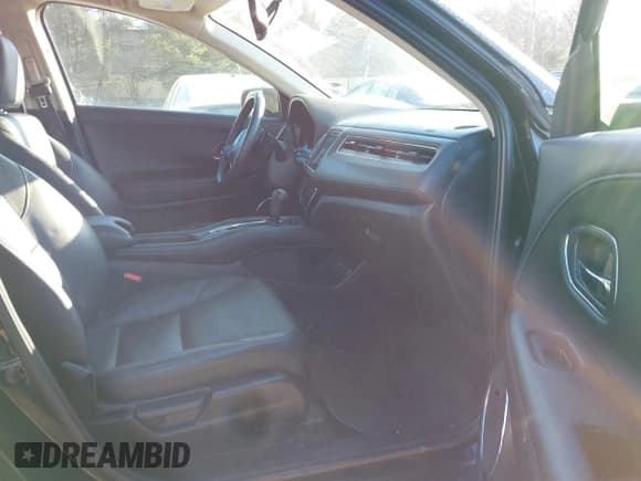 ✅ 2018 Honda HR-V EX-L • VIN: 3CZRU5H76JM709888 • Лот: 41307991. Опубликован ранее на IAAI с пробегом 92 994 миль. Бесплатный доступ к архиву аукционных продаж из США и подробный отчёт об истории автомобиля на DreamBid. Изображение 5.