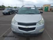✅ 2010 Chevrolet Traverse LS • VIN: 1GNLREED9AS126737 • Lot: 43387723. Wystawiony na IAAI z przebiegiem 99 848 mil. Bezpłatny archiwum sprzedaży aukcyjnych z USA i szczegółowy raport historii pojazdu na DreamBid. Zdjęcie 6.