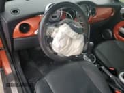 ✅ 2006 MINI Convertible • VIN: WMWRF335X6TG15824 • Lot: 56163205. Wystawiony na Copart z przebiegiem 113 109 mil. Bezpłatny archiwum sprzedaży aukcyjnych z USA i szczegółowy raport historii pojazdu na DreamBid. Zdjęcie 8.