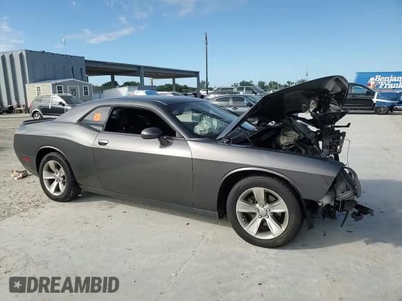 ✅ 2018 Dodge Challenger SXT • VIN: 2C3CDZAG0JH334743 • Lot: 92012645. Listed on Copart with 44,514 mi. Free auction sales archive from the USA and detailed vehicle history report at DreamBid. Image 13.