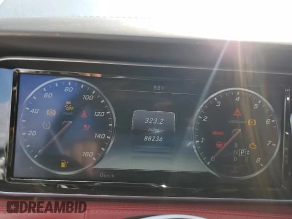 ✅ 2016 Mercedes-Benz S 550 • VIN: WDDXJ8FB4GA015596 • Lot: 59888135. Listed on Copart with 88,236 mi. Free auction sales archive from the USA and detailed vehicle history report at DreamBid. Image 9.