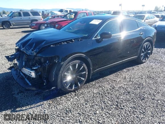 ✅ 2024 Toyota Crown Platinum • VIN: JTDAFAAF4R3009422 • Lot: 43405916. Listed on IAAI with 7,915 mi. Free auction sales archive from the USA and detailed vehicle history report at DreamBid. Image 2.