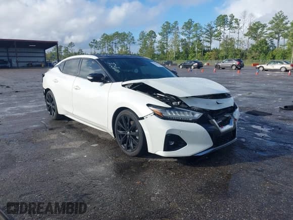 ✅ 2019 Nissan Maxima SV • VIN: 1N4AA6AV0KC372637 • Lot: 43392018. Wystawiony na IAAI z przebiegiem 99 248 mil. Bezpłatny archiwum sprzedaży aukcyjnych z USA i szczegółowy raport historii pojazdu na DreamBid. Zdjęcie 1.