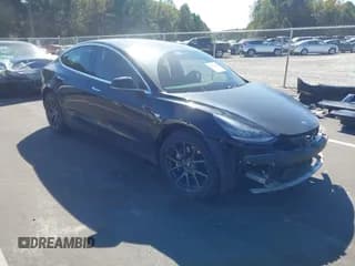 ✅ 2018 Tesla Model 3 Long Range Battery • VIN: 5YJ3E1EA5JF173389 • Lot: 43404293. Wystawiony na IAAI z przebiegiem 106 789 mil. Bezpłatny archiwum sprzedaży aukcyjnych z USA i szczegółowy raport historii pojazdu na DreamBid. Zdjęcie 1.