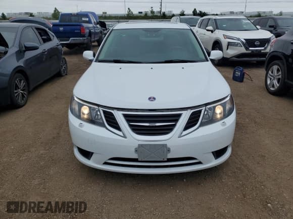 ✅ 2011 Saab 9-3 • VIN: YS3FA4BY5B1314587 • Lot: 65344925. Wystawiony na Copart z przebiegiem 103 959 mil. Bezpłatny archiwum sprzedaży aukcyjnych z USA i szczegółowy raport historii pojazdu na DreamBid. Zdjęcie 5.