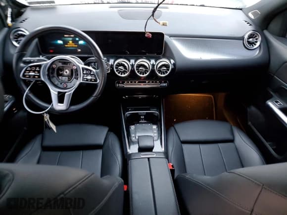 ✅ 2021 Mercedes-Benz GLA 250 • VIN: W1N4N4HB7MJ231065 • Лот: 36733813. Опубликован ранее на Copart с пробегом 8 387 миль. Бесплатный доступ к архиву аукционных продаж из США и подробный отчёт об истории автомобиля на DreamBid. Изображение 8.