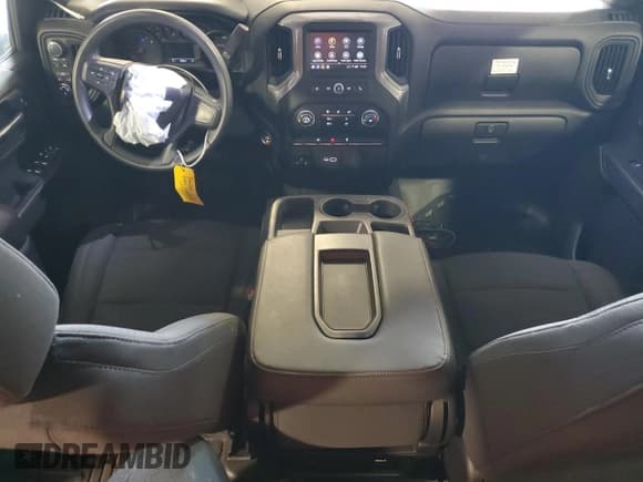 ✅ 2024 Chevrolet Silverado 1500 Work Truck • VIN: 1GCUDAED7RZ256443 • Lot: 82582845. Wystawiony na Copart z przebiegiem 12 739 mil. Bezpłatny archiwum sprzedaży aukcyjnych z USA i szczegółowy raport historii pojazdu na DreamBid. Zdjęcie 8.