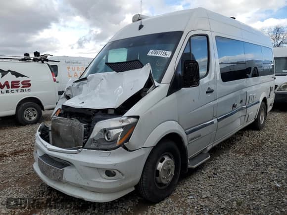 ✅ 2014 Mercedes-Benz Sprinter • VIN: WD3PF4CD0E5921108 • Лот: 47851115. Опубликован ранее на Copart с пробегом 49 085 миль. Бесплатный доступ к архиву аукционных продаж из США и подробный отчёт об истории автомобиля на DreamBid. Изображение 1.