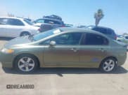 ✅ 2009 Honda Civic GX • VIN: 1HGFA465X9L000358 • Lot: 43065997. Listed on IAAI with 239,893 mi. Free auction sales archive from the USA and detailed vehicle history report at DreamBid. Image 14.