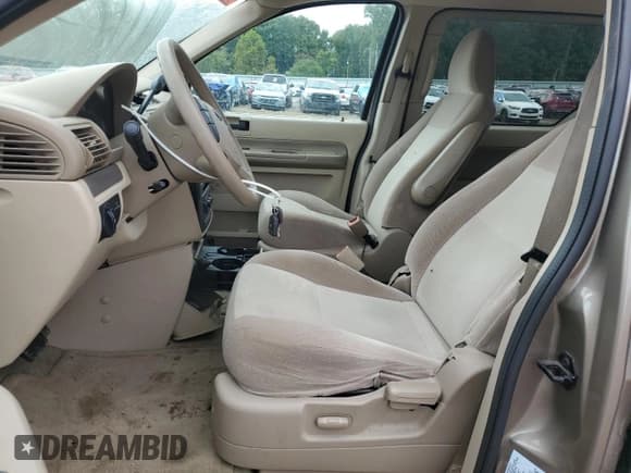 ✅ 2005 Ford Freestar SES • VIN: 2FMZA576X5BA88617 • Lot: 71267764. Listed on Copart with 88,816 mi. Free auction sales archive from the USA and detailed vehicle history report at DreamBid. Image 7.