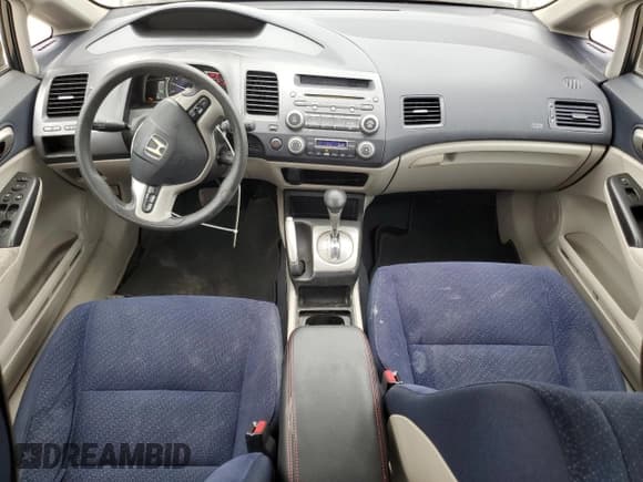 ✅ 2008 Honda Civic • VIN: JHMFA362X8S015928 • Lot: 81120395. Wystawiony na Copart z przebiegiem 209 266 mil. Bezpłatny archiwum sprzedaży aukcyjnych z USA i szczegółowy raport historii pojazdu na DreamBid. Zdjęcie 8.