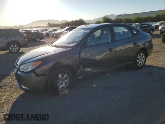 2008 Hyundai Elantra GLS z VIN KMHDU46D58U383277, wystawiony jako Copart lot #73136464 z przebiegiem 73 426 mil mil oraz Szkoda całkowita • Salvage title. Historia ofert i sprzedaży dostępna na DreamBid. Obrazek 1.