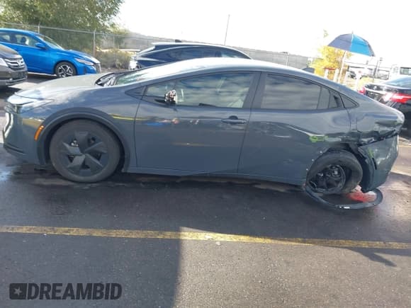 ✅ 2024 Toyota Prius LE • VIN: JTDACAAU5R3018833 • Lot: 43440379. Listed on IAAI with 24,877 mi. Free auction sales archive from the USA and detailed vehicle history report at DreamBid. Image 14.