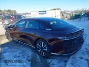 ✅ 2023 Lucid Air Pure • VIN: 50EA1PFA5PA006306 • Lot: 41235791. Wystawiony na IAAI z przebiegiem 5 240 mil. Bezpłatny archiwum sprzedaży aukcyjnych z USA i szczegółowy raport historii pojazdu na DreamBid. Zdjęcie 3.