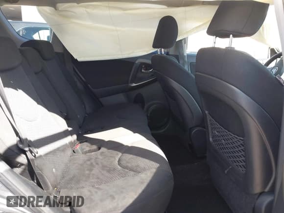 ✅ 2010 Toyota RAV4 Sport • VIN: JTMWF4DV9A5028213 • Lot: 41651153. Wystawiony na IAAI z przebiegiem 163 757 mil. Bezpłatny archiwum sprzedaży aukcyjnych z USA i szczegółowy raport historii pojazdu na DreamBid. Zdjęcie 8.