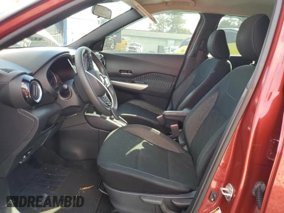✅ 2020 Nissan Kicks SV • VIN: 3N1CP5CV8LL495507 • Lot: 91255095. Listed on Copart with 91,892 mi. Free auction sales archive from the USA and detailed vehicle history report at DreamBid. Image 7.