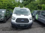 ✅ 2017 Ford Transit • VIN: 1FTYE1ZM6HKA00987 • Lot: 42470361. Wystawiony na IAAI z przebiegiem 121 034 mil. Bezpłatny archiwum sprzedaży aukcyjnych z USA i szczegółowy raport historii pojazdu na DreamBid. Zdjęcie 12.