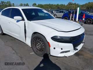 2020 Dodge Charger Police z VIN 2C3CDXKT5LH158274, wystawiony jako IAAI lot #43522923 z przebiegiem 104 481 mil mil oraz . Historia ofert i sprzedaży dostępna na DreamBid. Obrazek 6.