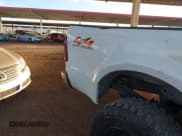 ✅ 2008 Ford F-350 XL • VIN: 1FTSW31R08EA11567 • Lot: 43819801. Wystawiony na IAAI z przebiegiem 330 235 mil. Bezpłatny archiwum sprzedaży aukcyjnych z USA i szczegółowy raport historii pojazdu na DreamBid. Zdjęcie 6.