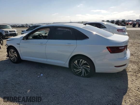 ✅ 2021 Volkswagen Jetta SEL • VIN: 3VWE57BU2MM079347 • Lot: 55089415. Listed on Copart with 78,007 mi. Free auction sales archive from the USA and detailed vehicle history report at DreamBid. Image 2.