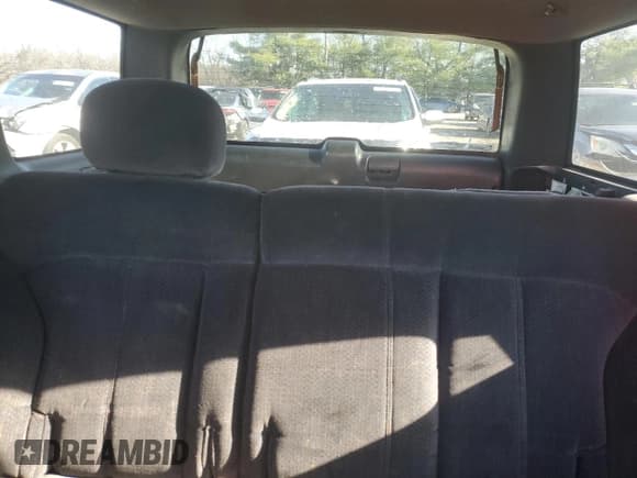 ✅ 2000 Chevrolet Blazer LS • VIN: 1GNDT13W7YK154100 • Lot: 86361034. Wystawiony na Copart z przebiegiem Nie podano. Bezpłatny archiwum sprzedaży aukcyjnych z USA i szczegółowy raport historii pojazdu na DreamBid. Zdjęcie 10.