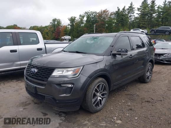 ✅ 2018 Ford Explorer Sport • VIN: 1FM5K8GT0JGA33311 • Lot: 43299232. Wystawiony na IAAI z przebiegiem 53 063 mil. Bezpłatny archiwum sprzedaży aukcyjnych z USA i szczegółowy raport historii pojazdu na DreamBid. Zdjęcie 2.