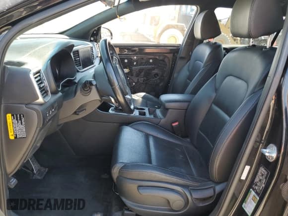 ✅ 2020 Kia Sportage S • VIN: KNDP6CAC4L7814879 • Lot: 71618975. Wystawiony na Copart z przebiegiem 103 486 mil. Bezpłatny archiwum sprzedaży aukcyjnych z USA i szczegółowy raport historii pojazdu na DreamBid. Zdjęcie 7.