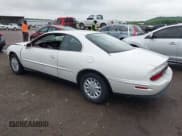 ✅ 1997 Buick Riviera • VIN: 1G4GD2211V4702182 • Lot: 42146708. Wystawiony na IAAI z przebiegiem Nie podano. Bezpłatny archiwum sprzedaży aukcyjnych z USA i szczegółowy raport historii pojazdu na DreamBid. Zdjęcie 3.