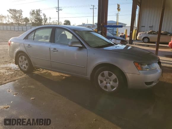 ✅ 2008 Hyundai Sonata GLS • VIN: 5NPET46C08H332783 • Лот: 74385274. Опубликован ранее на Copart с пробегом 32 382 миль. Бесплатный доступ к архиву аукционных продаж из США и подробный отчёт об истории автомобиля на DreamBid. Изображение 4.