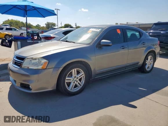 ✅ 2013 Dodge Avenger SXT • VIN: 1C3CDZCGXDN682123 • Лот: 81931835. Опубликован ранее на Copart с пробегом 144 236 миль. Бесплатный доступ к архиву аукционных продаж из США и подробный отчёт об истории автомобиля на DreamBid. Изображение 1.