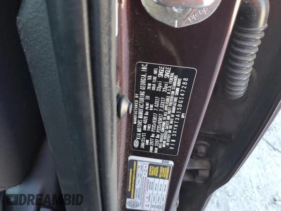 ✅ 2011 Kia Sorento LX • VIN: 5XYKT3A15BG147288 • Lot: 91697515. Wystawiony na Copart z przebiegiem 233 686 mil. Bezpłatny archiwum sprzedaży aukcyjnych z USA i szczegółowy raport historii pojazdu na DreamBid. Zdjęcie 13.