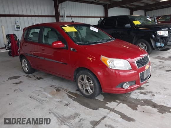 ✅ 2011 Chevrolet Aveo 2LT • VIN: KL1TG6DE1BB133821 • Lot: 42238620. Wystawiony na IAAI z przebiegiem 158 225 mil. Bezpłatny archiwum sprzedaży aukcyjnych z USA i szczegółowy raport historii pojazdu na DreamBid. Zdjęcie 1.