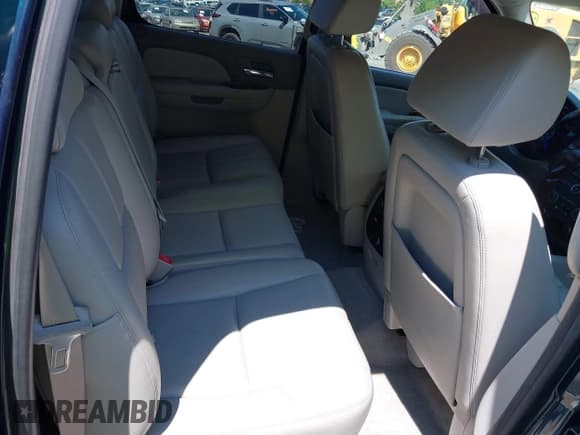 ✅ 2007 Chevrolet Avalanche LTZ • VIN: 3GNFK12347G239825 • Lot: 42837853. Listed on IAAI with 163,291 mi. Free auction sales archive from the USA and detailed vehicle history report at DreamBid. Image 8.