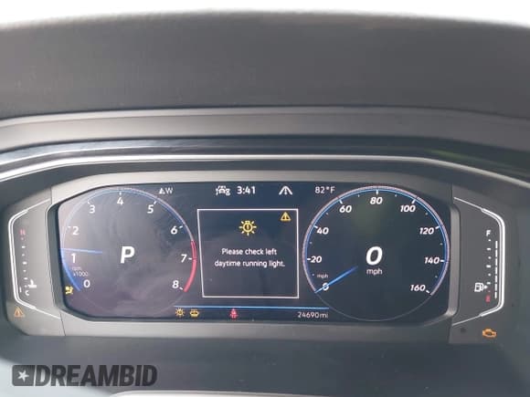 ✅ 2024 Volkswagen Jetta 40th Anniversary Edition • VIN: 3VW9T7BUXRM021579 • Lot: 42166630. Wystawiony na IAAI z przebiegiem 24 690 mil. Bezpłatny archiwum sprzedaży aukcyjnych z USA i szczegółowy raport historii pojazdu na DreamBid. Zdjęcie 7.