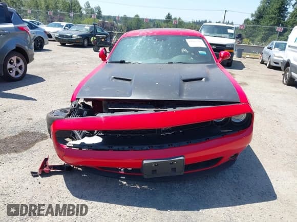 ✅ 2018 Dodge Challenger SXT • VIN: 2C3CDZAG4JH263143 • Lot: 42765510. Wystawiony na IAAI z przebiegiem 55 846 mil. Bezpłatny archiwum sprzedaży aukcyjnych z USA i szczegółowy raport historii pojazdu na DreamBid. Zdjęcie 13.