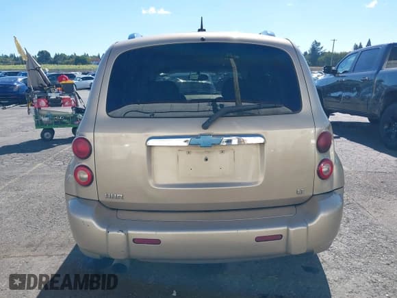 ✅ 2006 Chevrolet HHR LT • VIN: 3GNDA23P56S652060 • Lot: 40451532. Listed on IAAI with 158,127 mi. Free auction sales archive from the USA and detailed vehicle history report at DreamBid. Image 16.