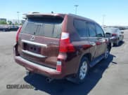 ✅ 2011 Lexus GX 460 • VIN: JTJBM7FXXB5026389 • Lot: 42860971. Wystawiony na IAAI z przebiegiem 272 432 mil. Bezpłatny archiwum sprzedaży aukcyjnych z USA i szczegółowy raport historii pojazdu na DreamBid. Zdjęcie 4.