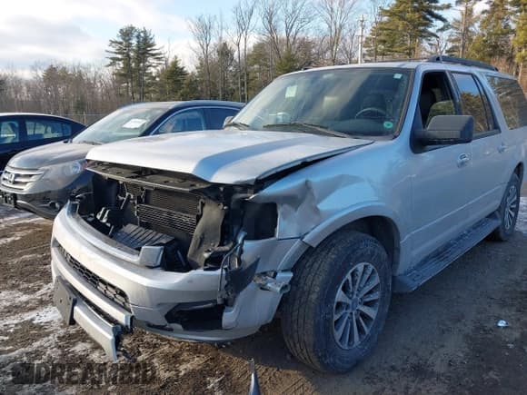 ✅ 2015 Ford Expedition Max XLT • VIN: 1FMJK1JT0FEF44003 • Lot: 41343360. Listed on IAAI with 155,586 mi. Free auction sales archive from the USA and detailed vehicle history report at DreamBid. Image 6.