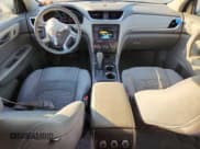 ✅ 2015 Chevrolet Traverse LT • VIN: 1GNKVGKDXFJ213227 • Lot: 81091875. Wystawiony na Copart z przebiegiem 123 858 mil. Bezpłatny archiwum sprzedaży aukcyjnych z USA i szczegółowy raport historii pojazdu na DreamBid. Zdjęcie 8.