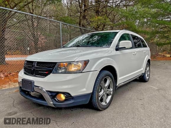 ✅ 2017 Dodge Journey Crossroad Plus • VIN: 3C4PDDGGXHT555064 • Lot: 94861455. Listed on Copart with 146,883 mi. Free auction sales archive from the USA and detailed vehicle history report at DreamBid. Image 2.