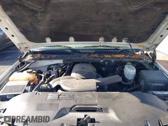 ✅ 2006 Chevrolet Suburban LS 1WT • VIN: 1GNEC16Z16J173271 • Lot: 43032919. Listed on IAAI with 269,365 mi. Free auction sales archive from the USA and detailed vehicle history report at DreamBid. Image 10.