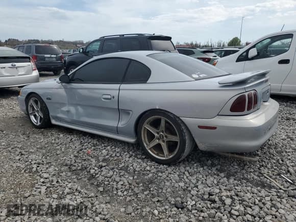 ✅ 1996 Ford Mustang GT • VIN: 1FALP42X0TF109687 • Лот: 52496445. Опубликован ранее на Copart с пробегом 164 373 миль. Бесплатный доступ к архиву аукционных продаж из США и подробный отчёт об истории автомобиля на DreamBid. Изображение 2.