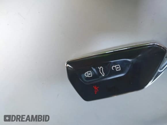 ✅ 2022 Volkswagen ID.4 Pro S • VIN: WVGUNPE23NP041691 • Lot: 42321009. Listed on IAAI with 34,904 mi. Free auction sales archive from the USA and detailed vehicle history report at DreamBid. Image 11.