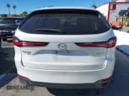 ✅ 2024 Mazda CX-90 Preferred • VIN: JM3KKBHD1R1120197 • Lot: 43799896. Wystawiony na IAAI z przebiegiem 47 563 mil. Bezpłatny archiwum sprzedaży aukcyjnych z USA i szczegółowy raport historii pojazdu na DreamBid. Zdjęcie 16.